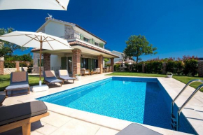 Luxury Villa Nika